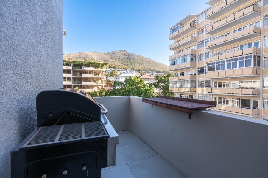 1 Bedroom Property for Sale in Green Point Western Cape